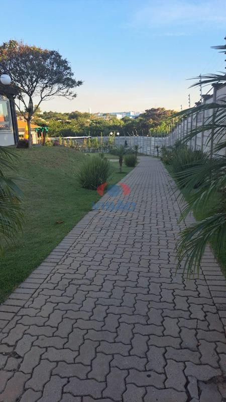 Terreno em condomínio à venda no Jardins do Império: 