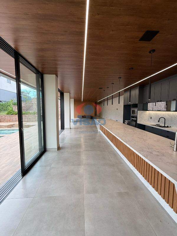 Casa em condomínio à venda no Jardim Morumbi: 