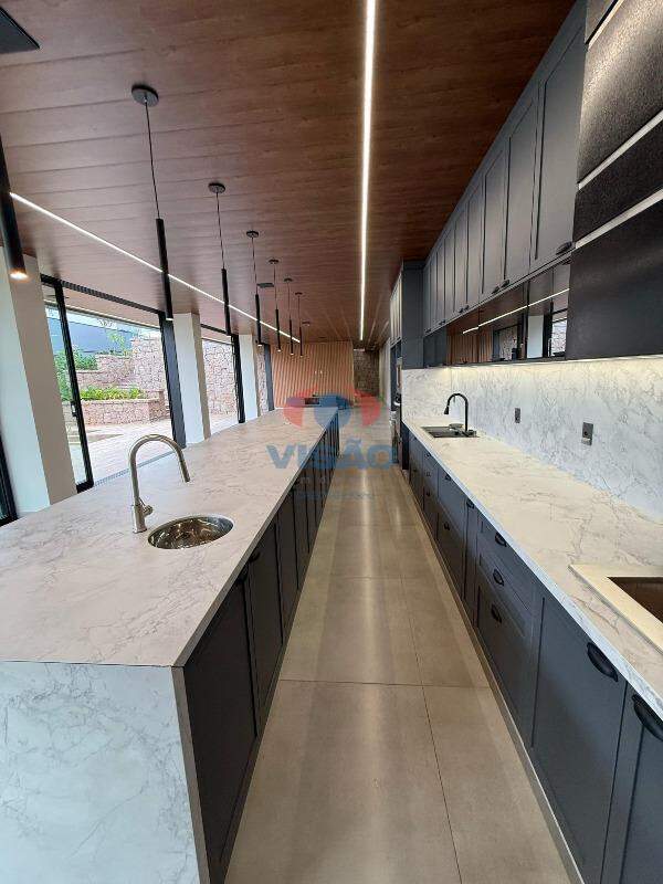 Casa em condomínio à venda no Jardim Morumbi: 
