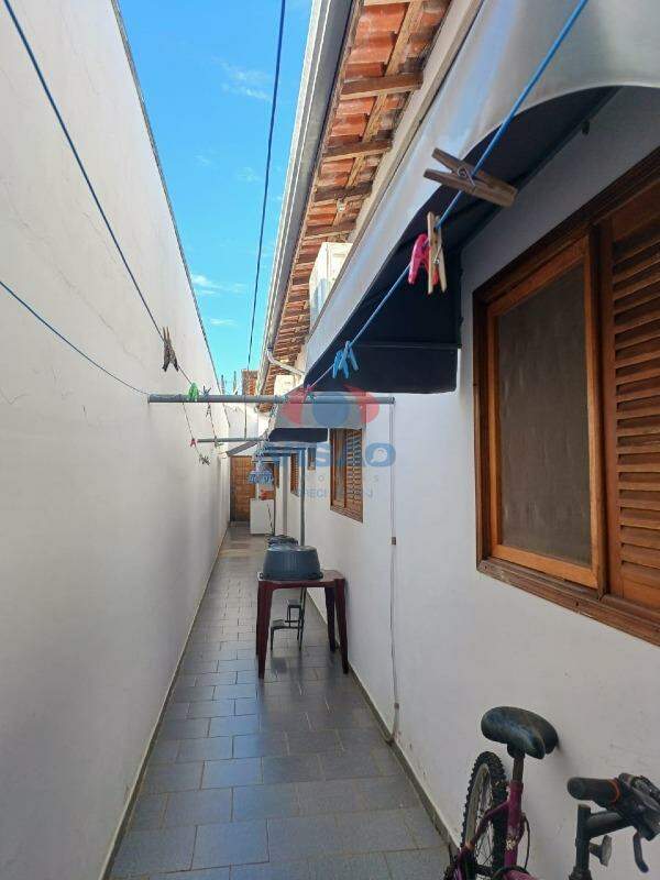 Casa à venda no Aqui Se Vive: