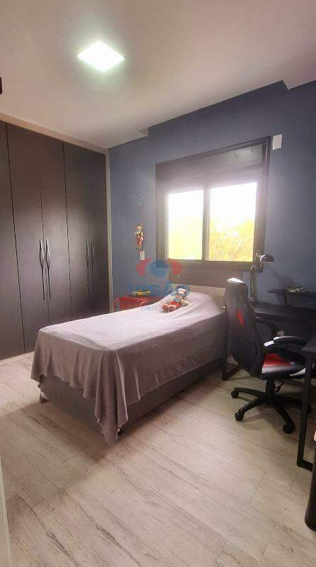 Casa em condomínio à venda no Jardim dos Lagos: 