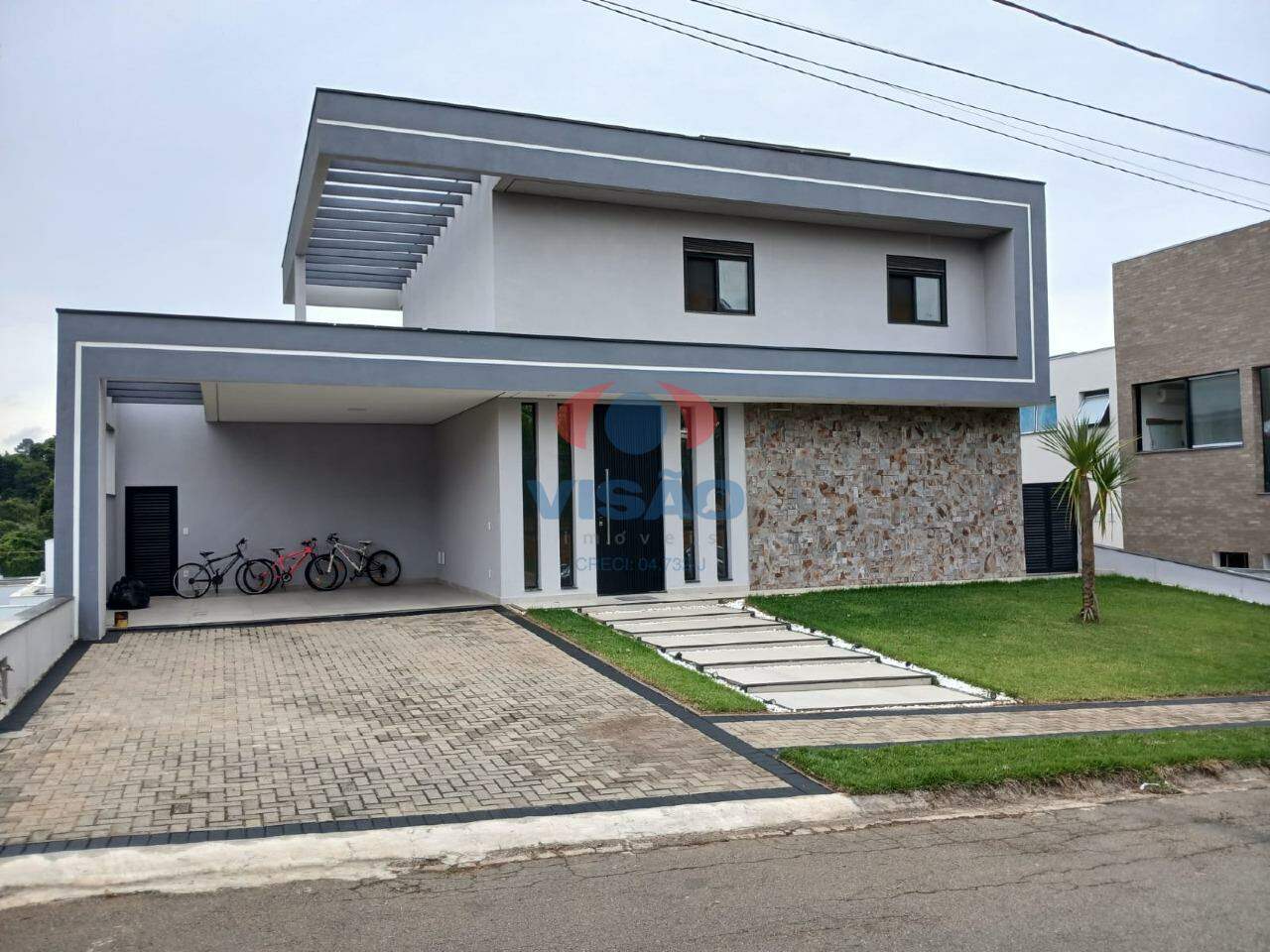 Casa em condomínio à venda no Jardim dos Lagos: