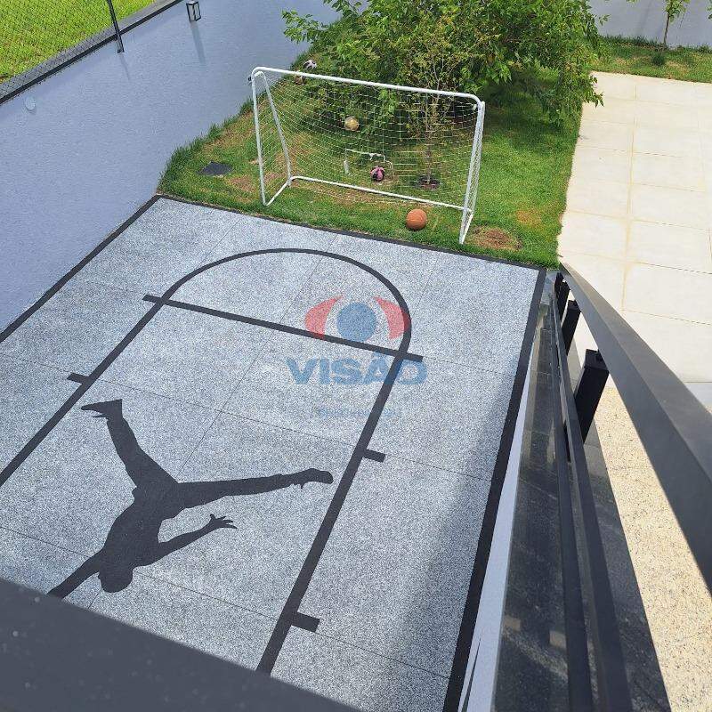Casa em condomínio à venda no Jardim dos Lagos: 