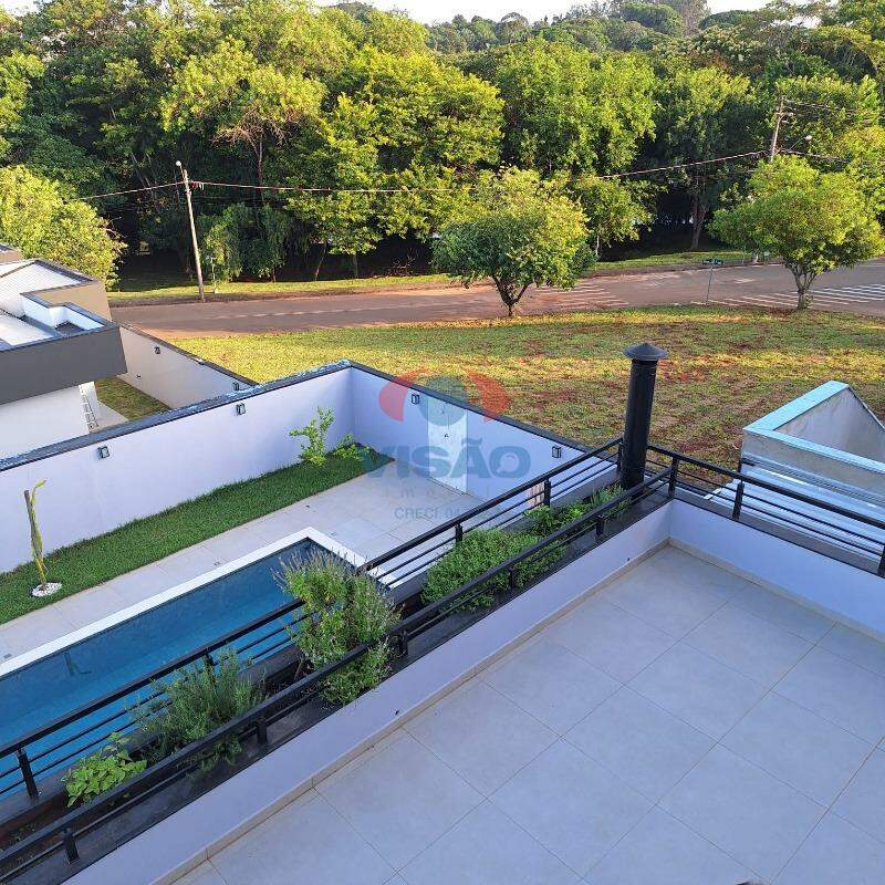 Casa em condomínio à venda no Jardim dos Lagos: 