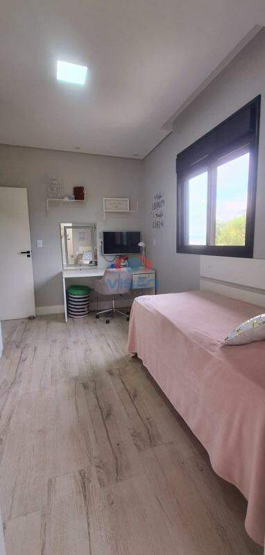 Casa em condomínio à venda no Jardim dos Lagos: 