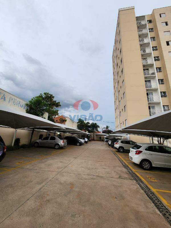 Apartamento à venda no Jardim Alice: 