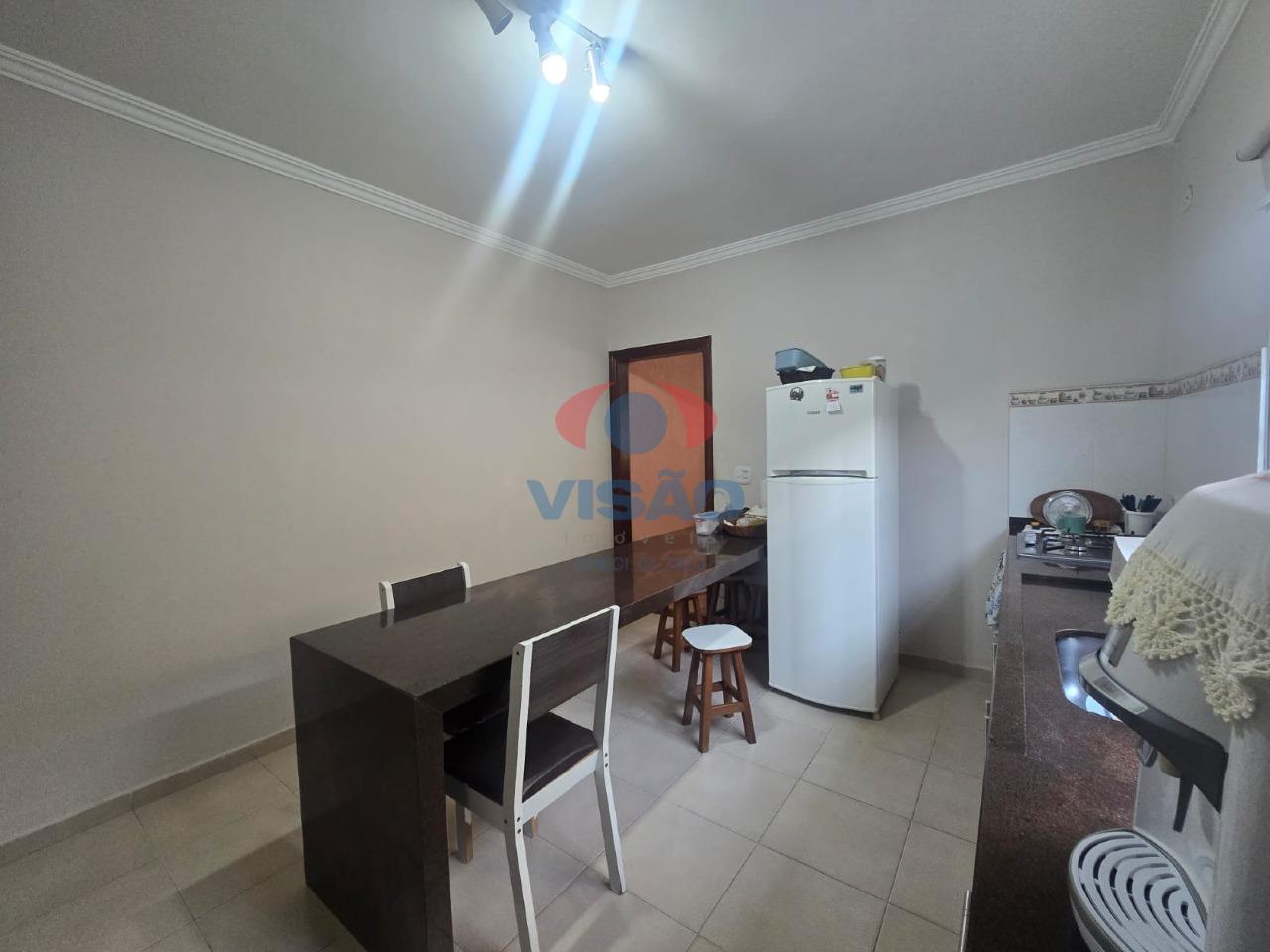 Casa à venda no Jardim Kioto I: 