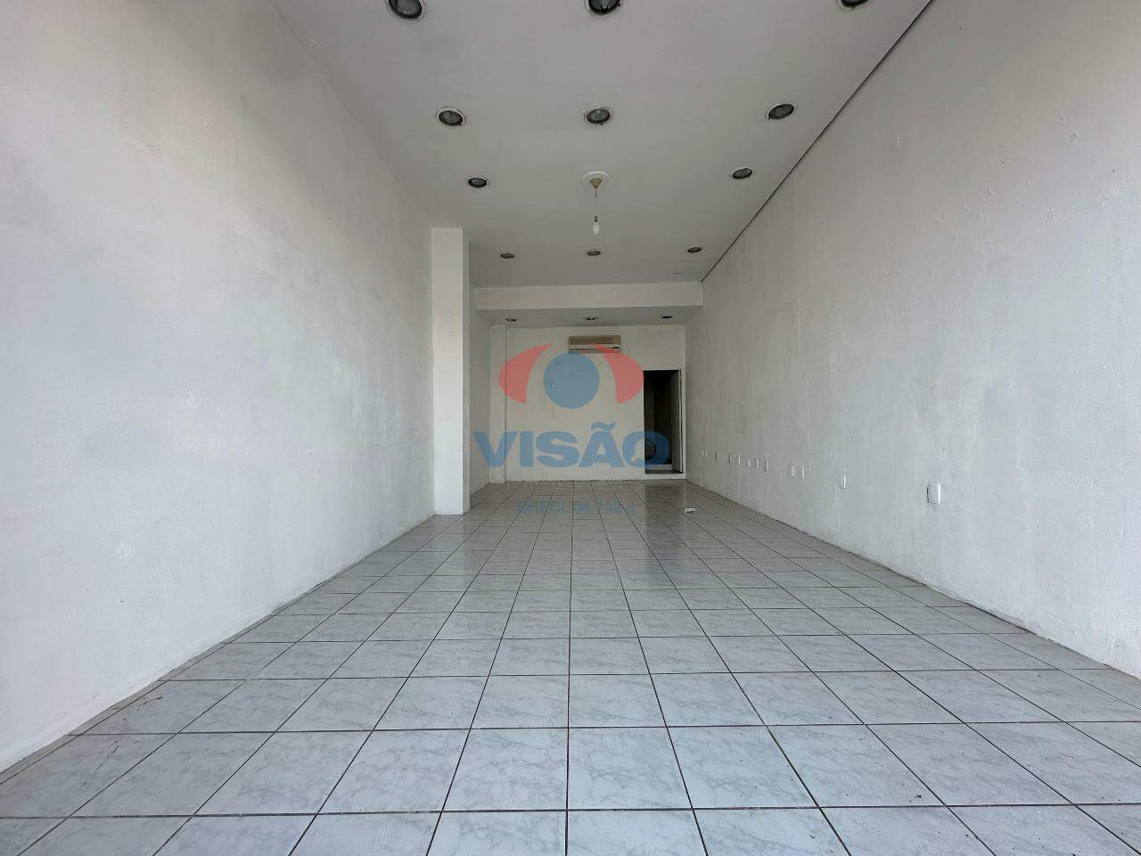 Salão para aluguel no Vila Sfeir: 