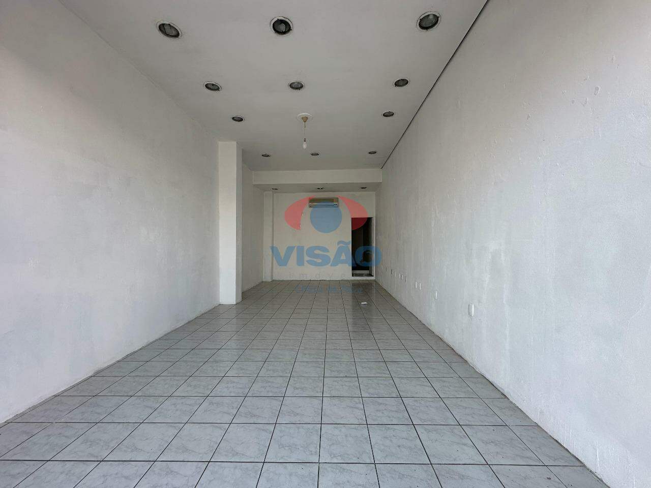 Salão para aluguel no Vila Sfeir: 