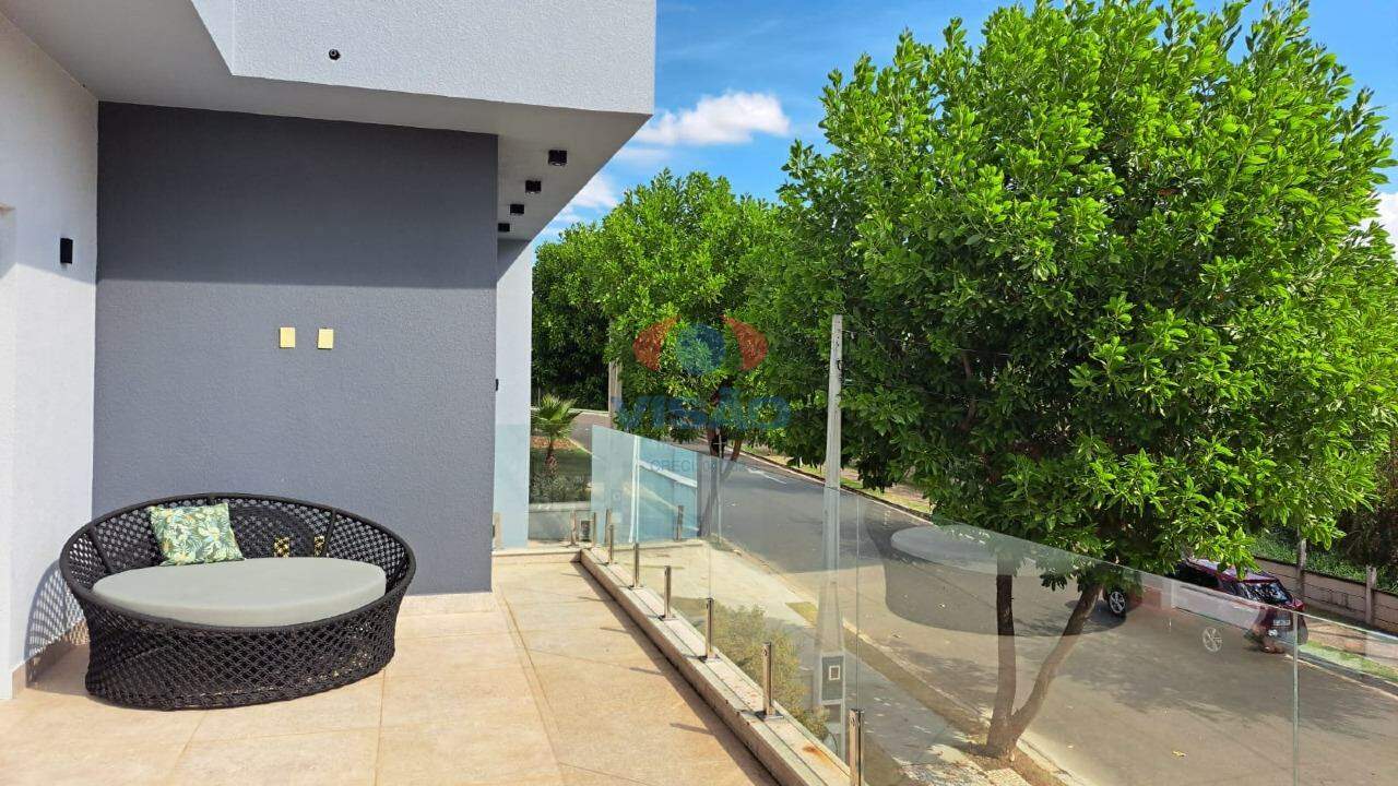 Casa em condomínio à venda no Jardins Di Roma: 