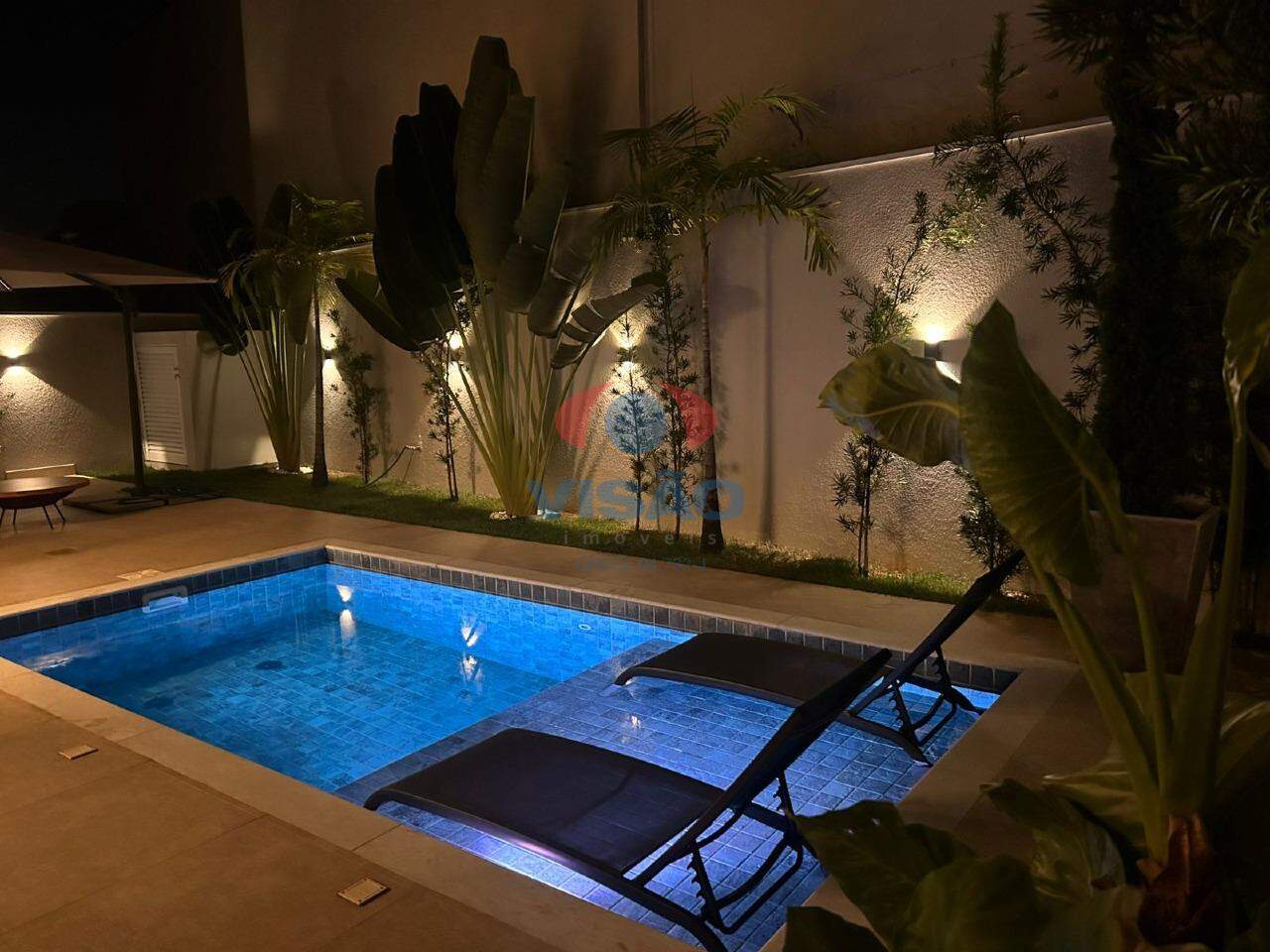 Casa em condomínio à venda no Jardins Di Roma: 