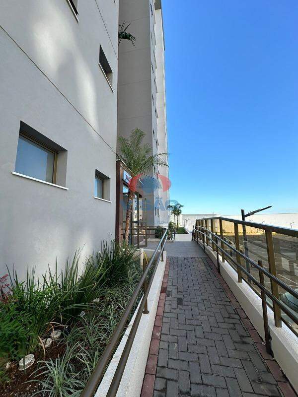 Apartamento para aluguel no Jardim Santiago: 