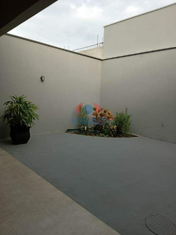 Casa à venda no Parque Barnabé: