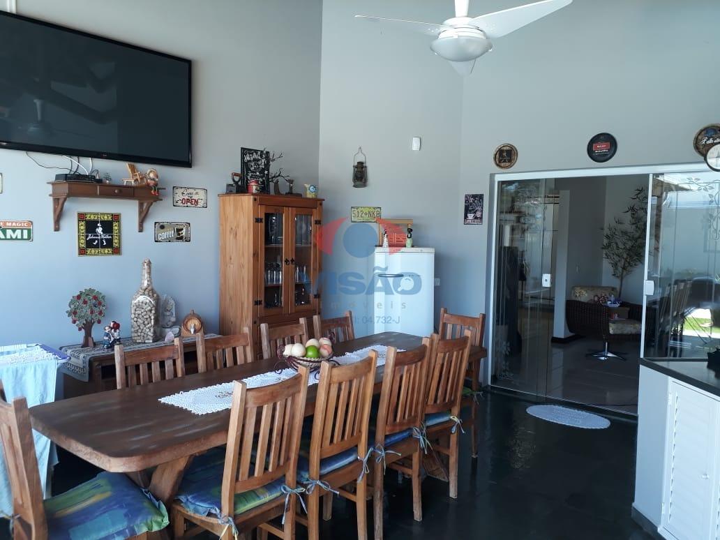 Casa à venda no Chácara Areal: