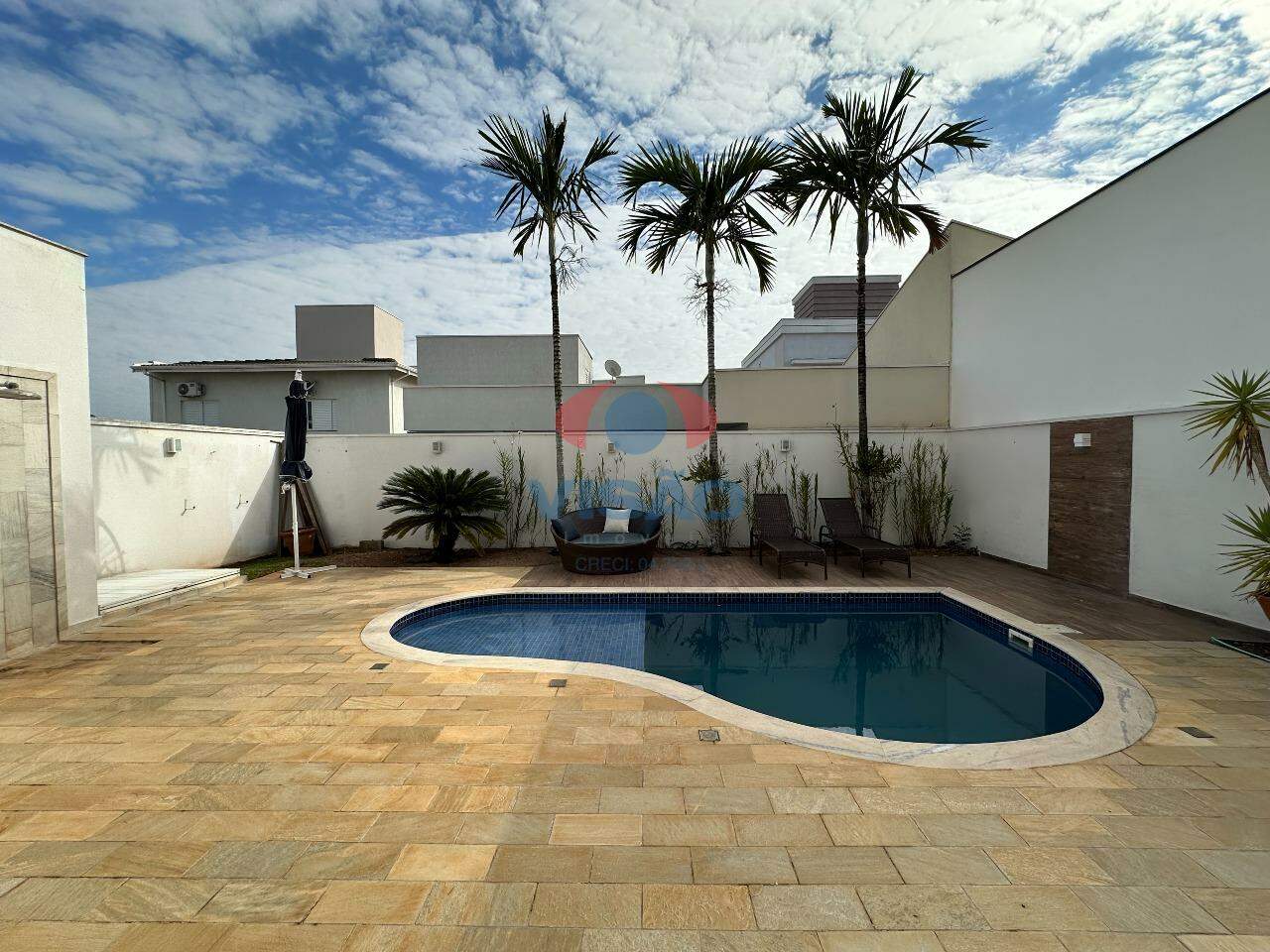 Casa - Sobrado para aluguel no Residencial Beira da Mata: