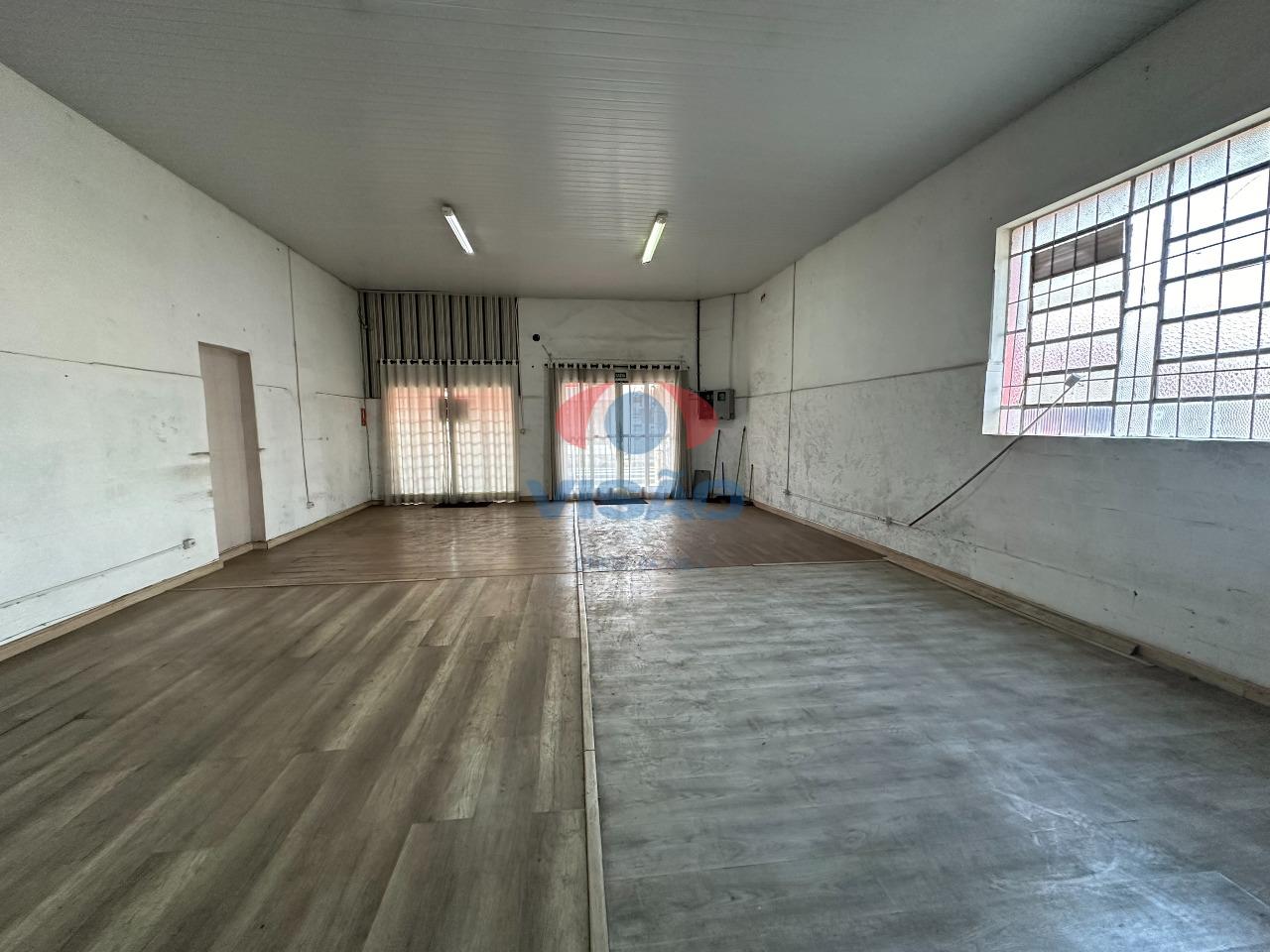 Salão para aluguel no Jardim Rossignatti: 