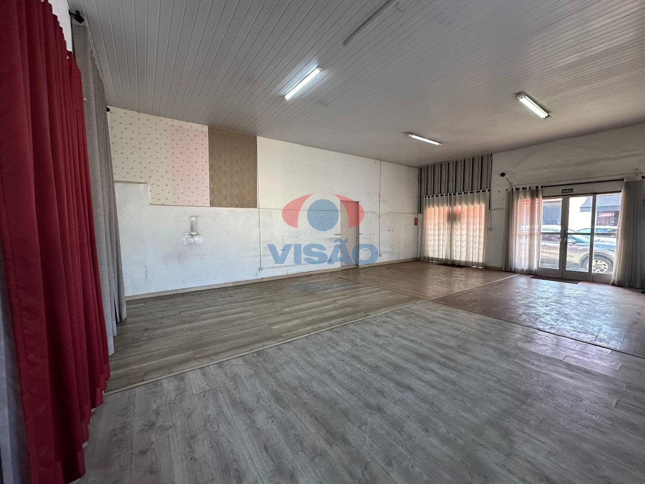 Salão para aluguel no Jardim Rossignatti: 