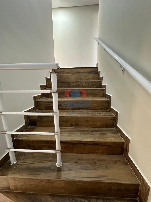 Casa à venda no Jardim Paulista II: Escadas 2