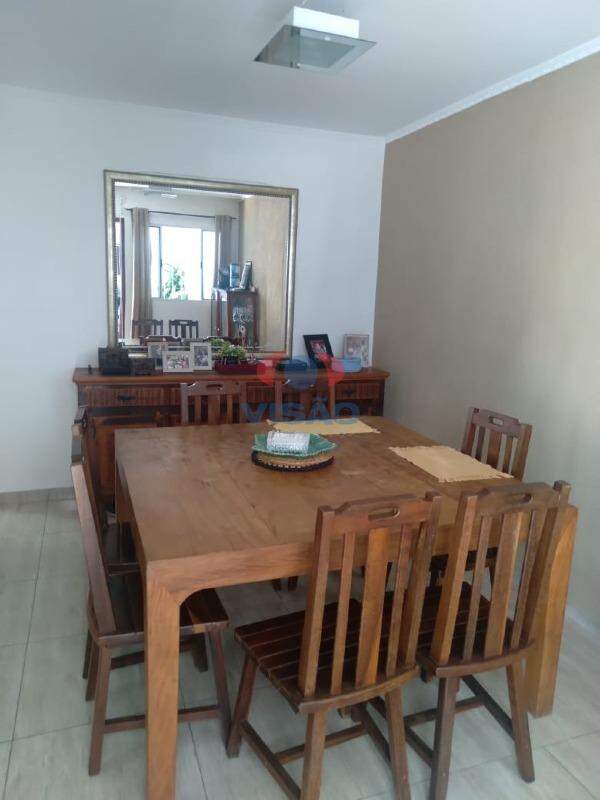 Casa à venda no Jardim Juscelino Kubitschek:
