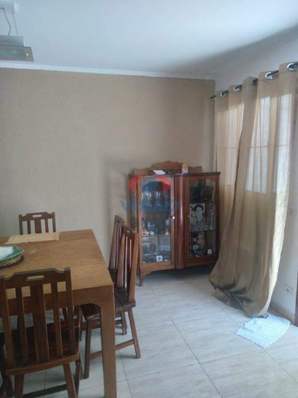 Casa à venda no Jardim Juscelino Kubitschek: