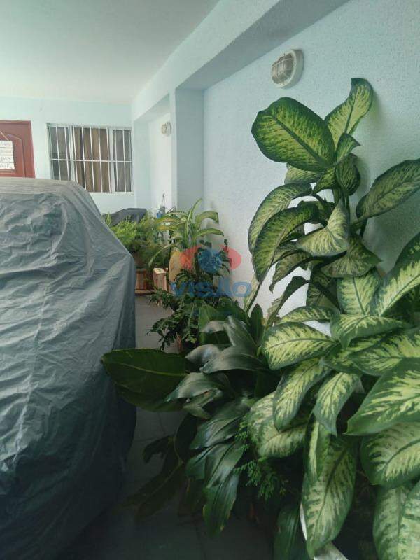 Casa à venda no Jardim Juscelino Kubitschek: