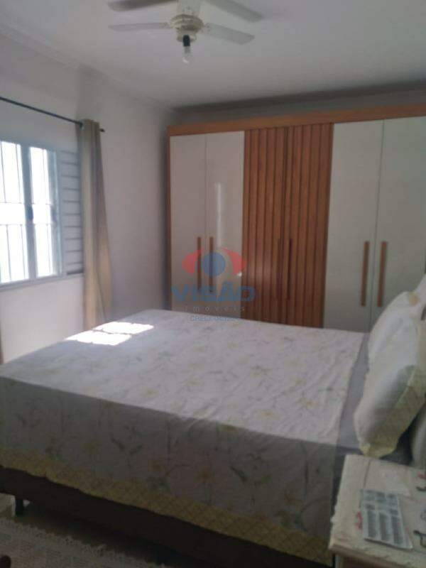 Casa à venda no Jardim Juscelino Kubitschek: