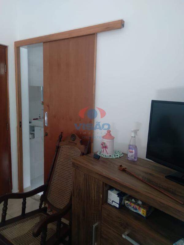 Casa à venda no Jardim Juscelino Kubitschek: