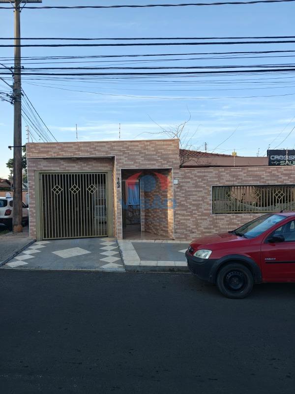 Casa à venda no Jardim Santa Rita: 