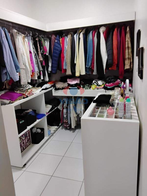 Casa - Sobrado à venda no Jardim Valença: 