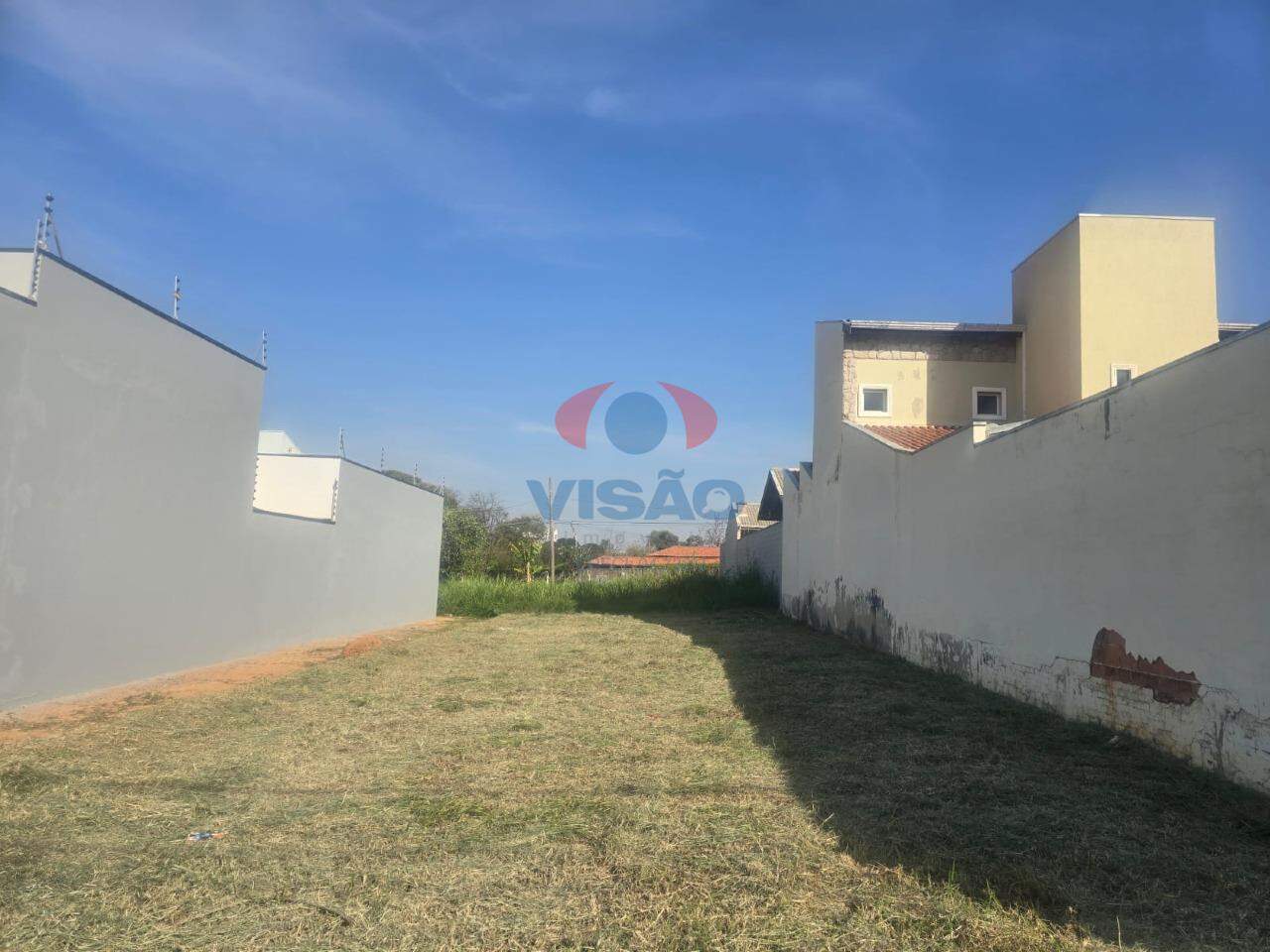 Terreno à venda no Jardim Esplanada: 