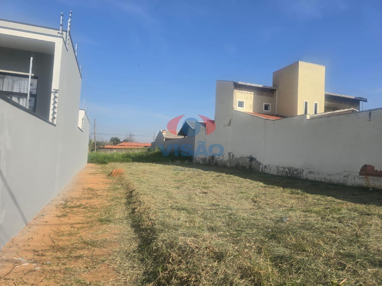 Terreno à venda no Jardim Esplanada: 