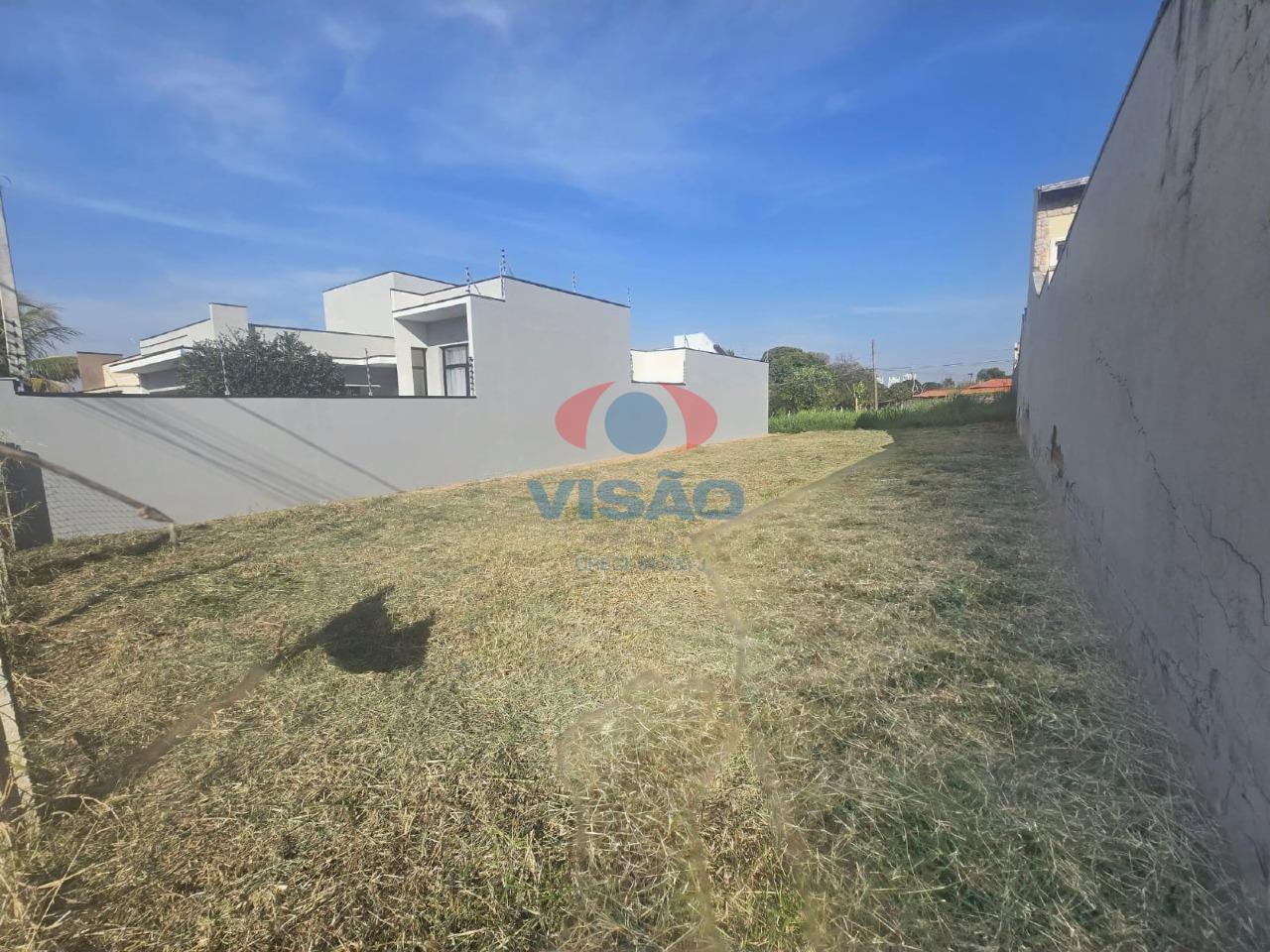 Terreno à venda no Jardim Esplanada: 