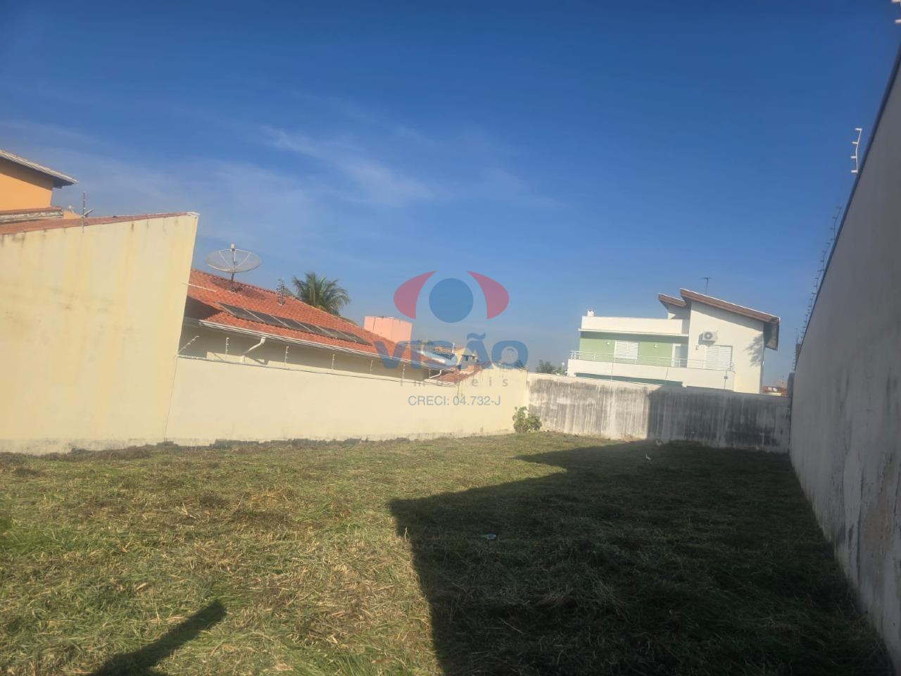 Terreno à venda no Jardim Esplanada: 