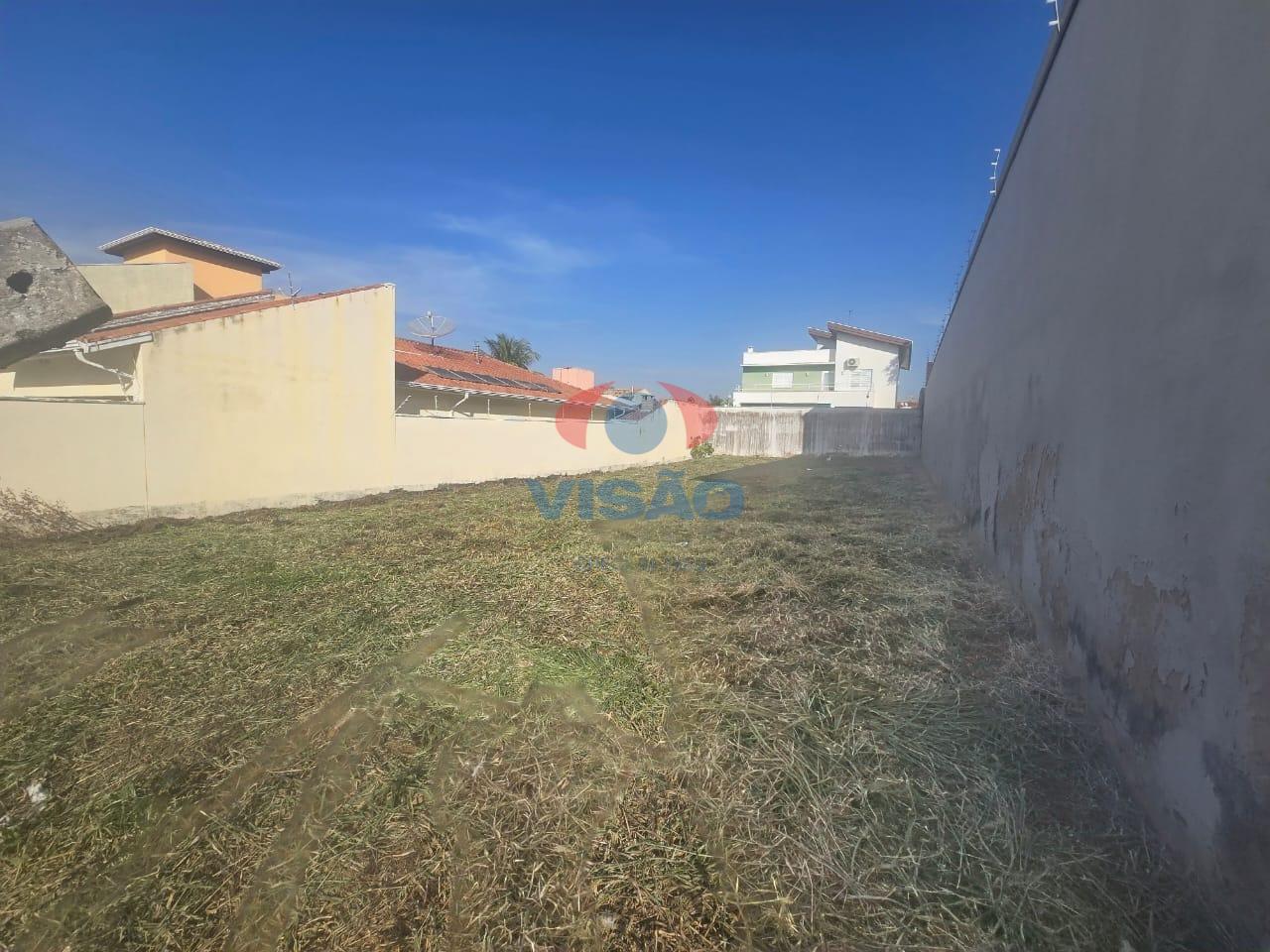 Terreno à venda no Jardim Esplanada: 