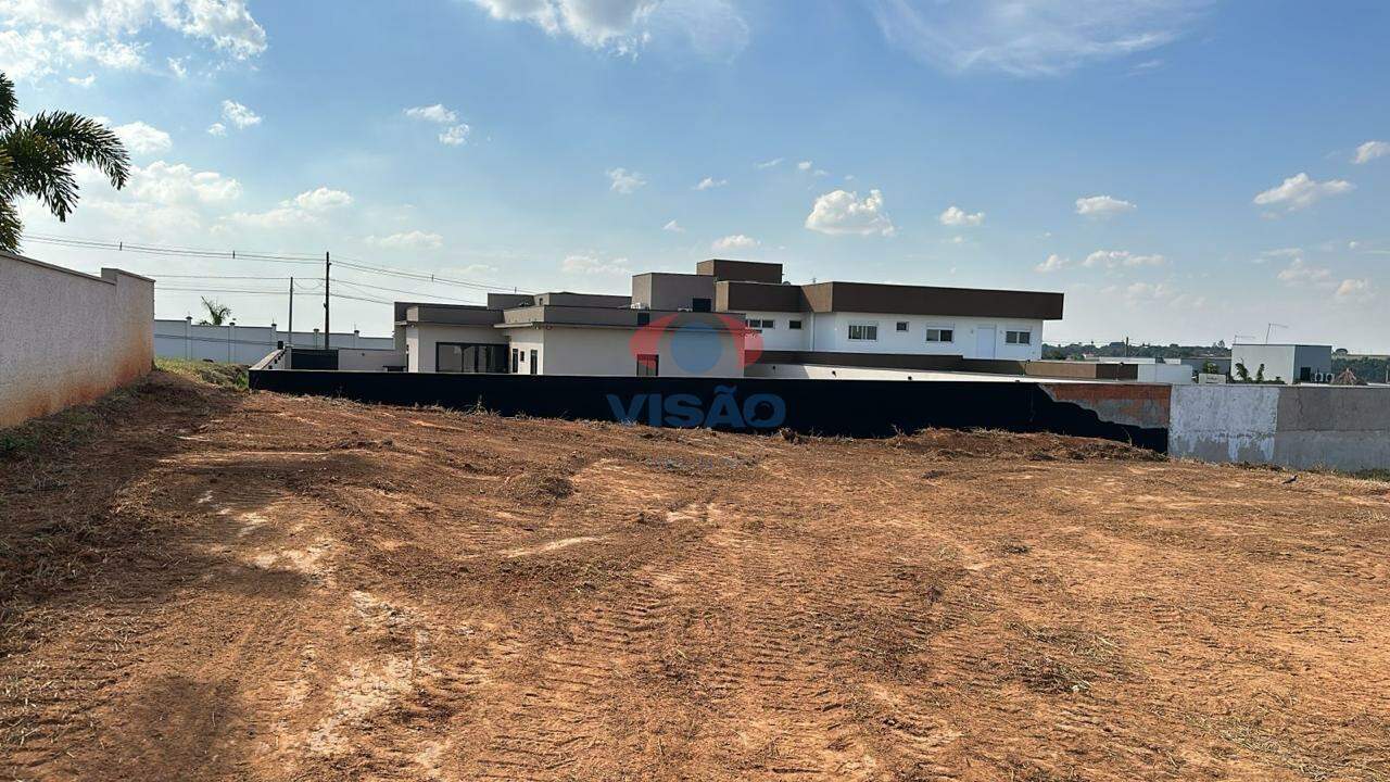 Terreno em condomínio à venda no Jardim Quintas da Terracota: