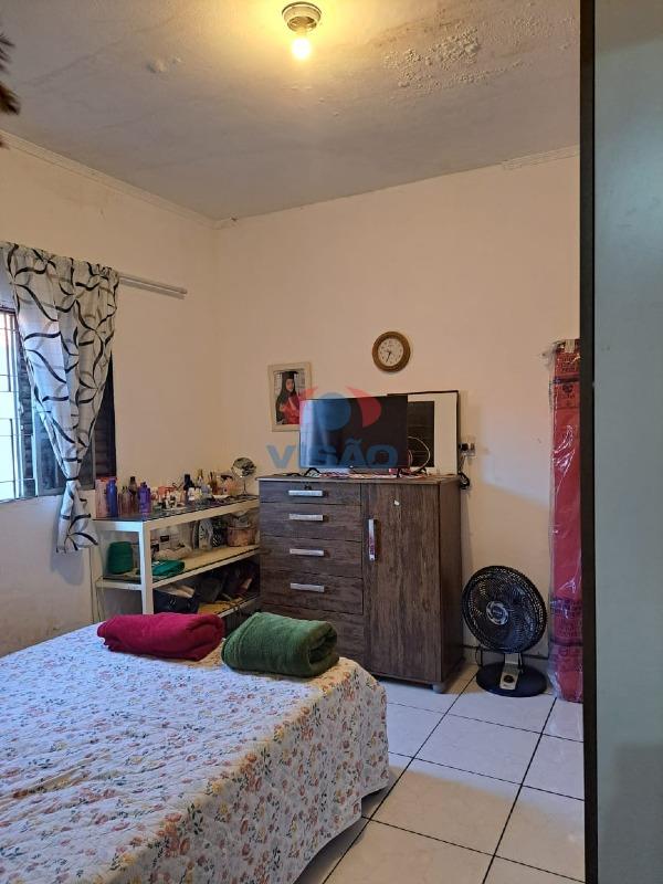 Casa à venda no Jardim Alice: 