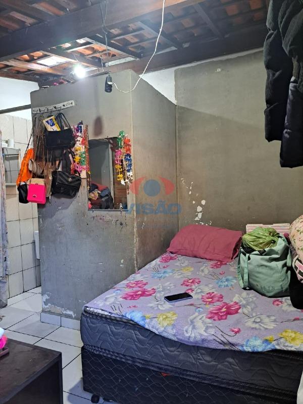 Casa à venda no Jardim Alice: 