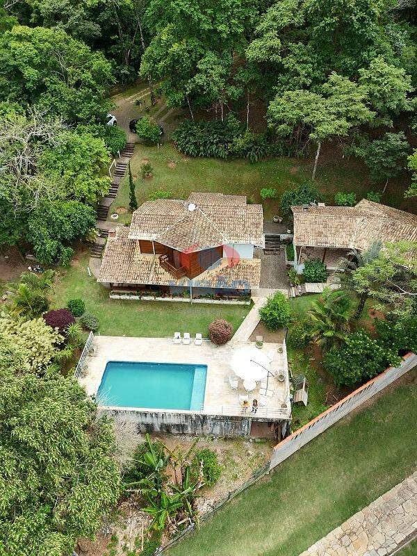 Chácara em condomínio à venda no Condomínio Itaembu: 
