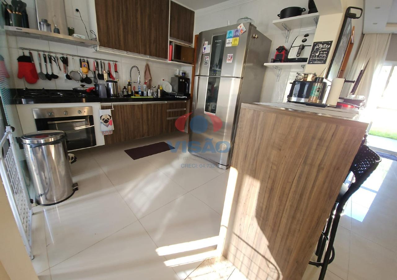 Casa em condomínio à venda no Chácara Belvedere: 