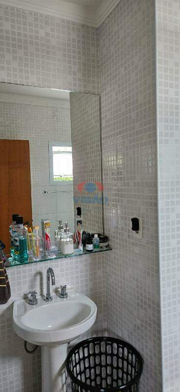 Casa em condomínio à venda no Chácara Belvedere: