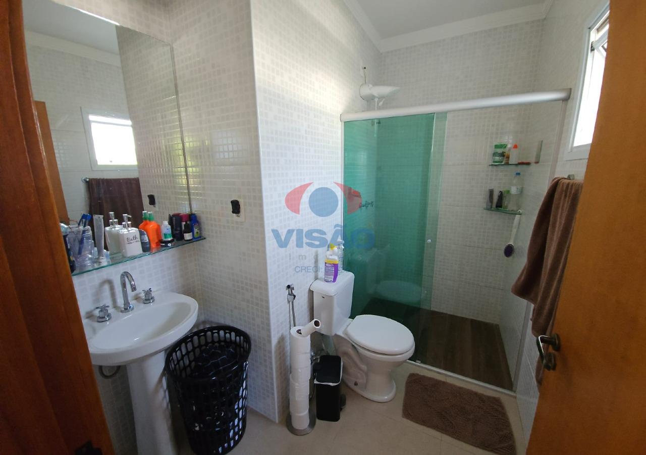 Casa em condomínio à venda no Chácara Belvedere: 