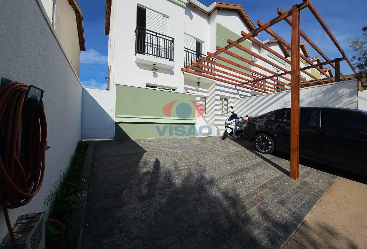 Casa em condomínio à venda no Chácara Belvedere: 