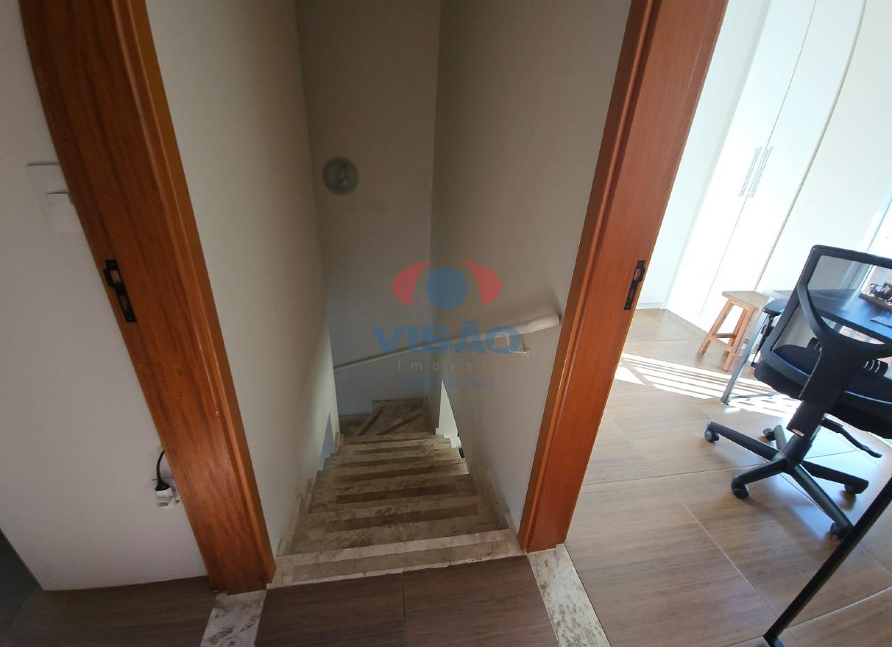 Casa em condomínio à venda no Chácara Belvedere: 