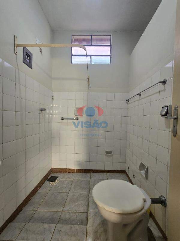 Casa à venda no Centro: