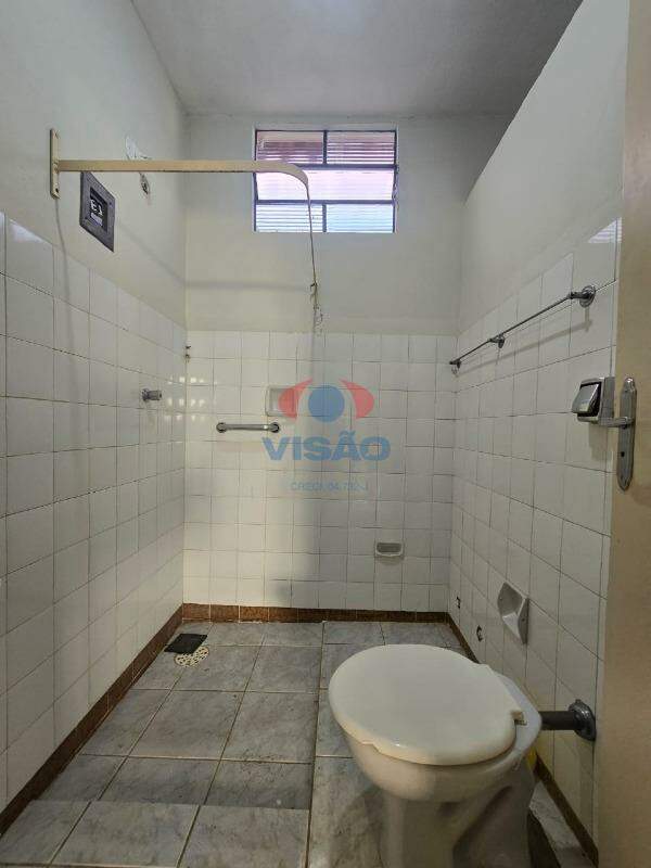 Casa à venda no Centro: