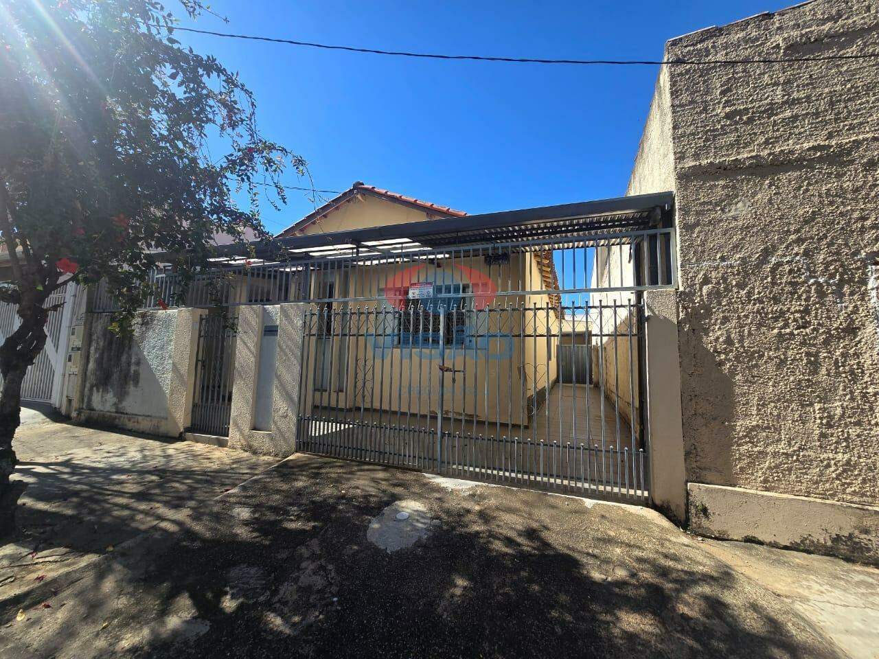 Casa à venda no Centro: 