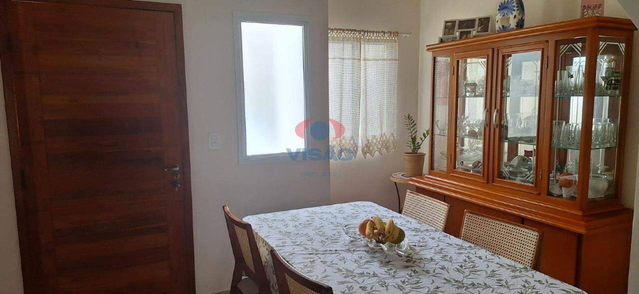 Casa em condomínio à venda no Chácara Belvedere: 