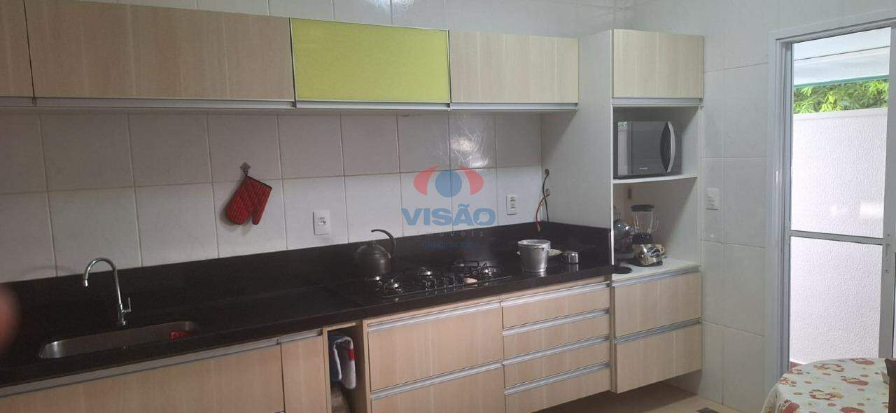 Casa em condomínio à venda no Chácara Belvedere: 