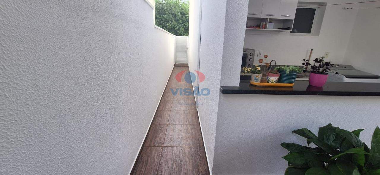 Casa em condomínio à venda no Chácara Belvedere: 