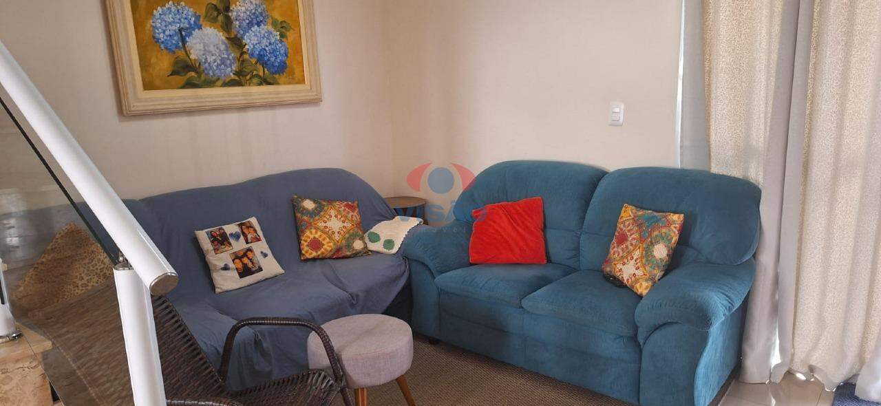 Casa em condomínio à venda no Chácara Belvedere: 
